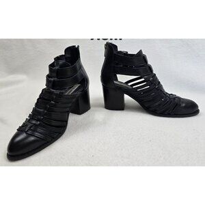 Steve Madden Y2K Black Strappy Heeled Sandals Size 7.5M Leather Womens